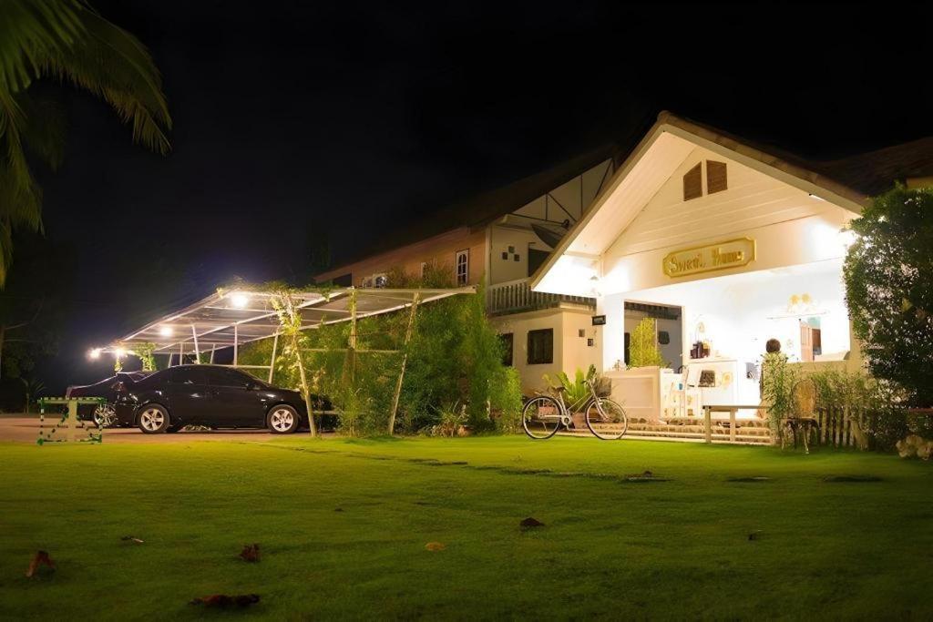 Charisma Resort Suan Phueng Exterior foto