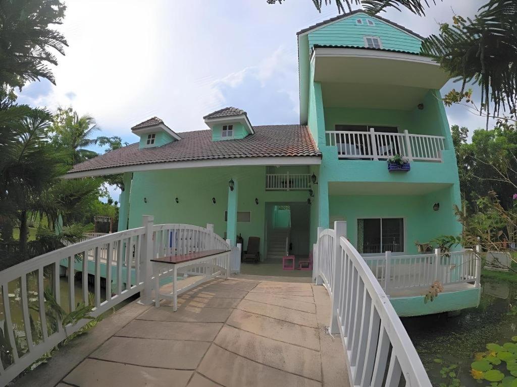 Charisma Resort Suan Phueng Exterior foto